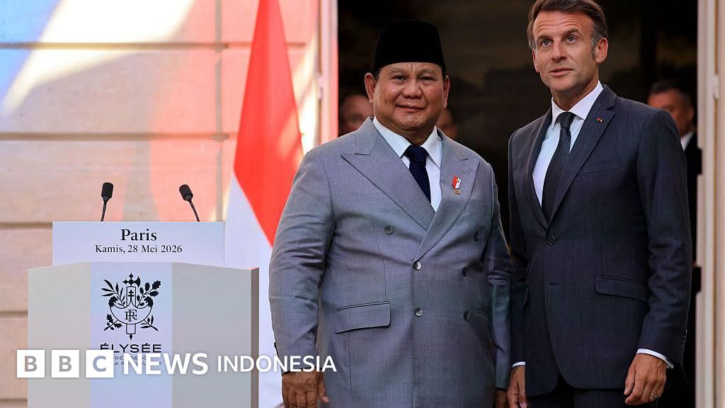 Presiden Prabowo diklaim tanggung sendiri biaya perjalanan luar negeri – ‘Jangan bangga, itu menyalahi aturan’