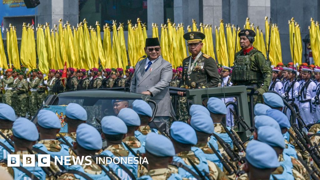 Dua tahun Prabowo-Gibran: Surplus militerisasi?