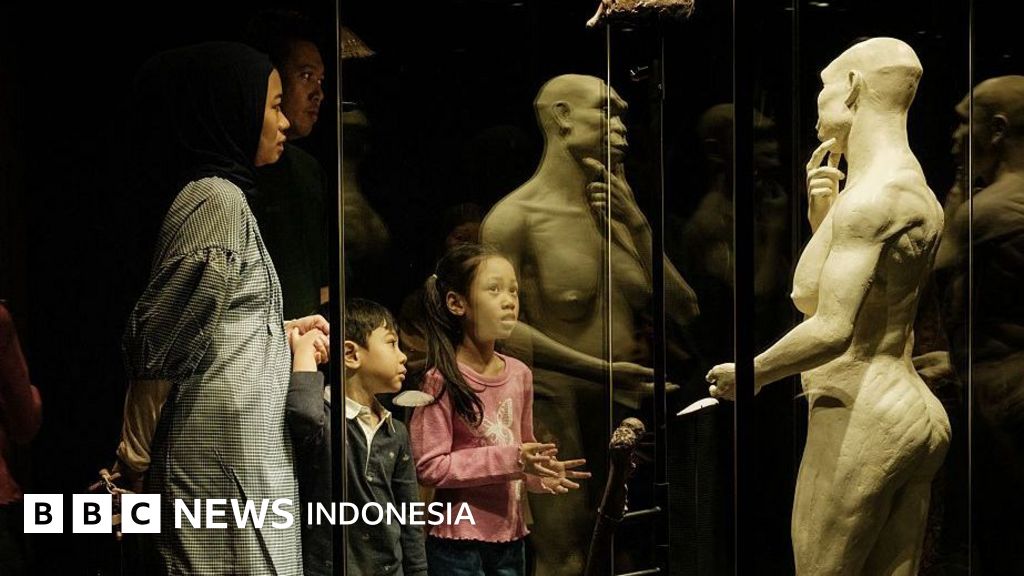 Budaya: Belanda pulangkan puluhan ribu warisan budaya Indonesia, tapi mengapa dikelola pemerintah dan tak diberikan ke pemilik asalnya?
